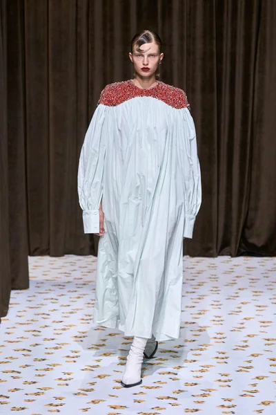 Look 62